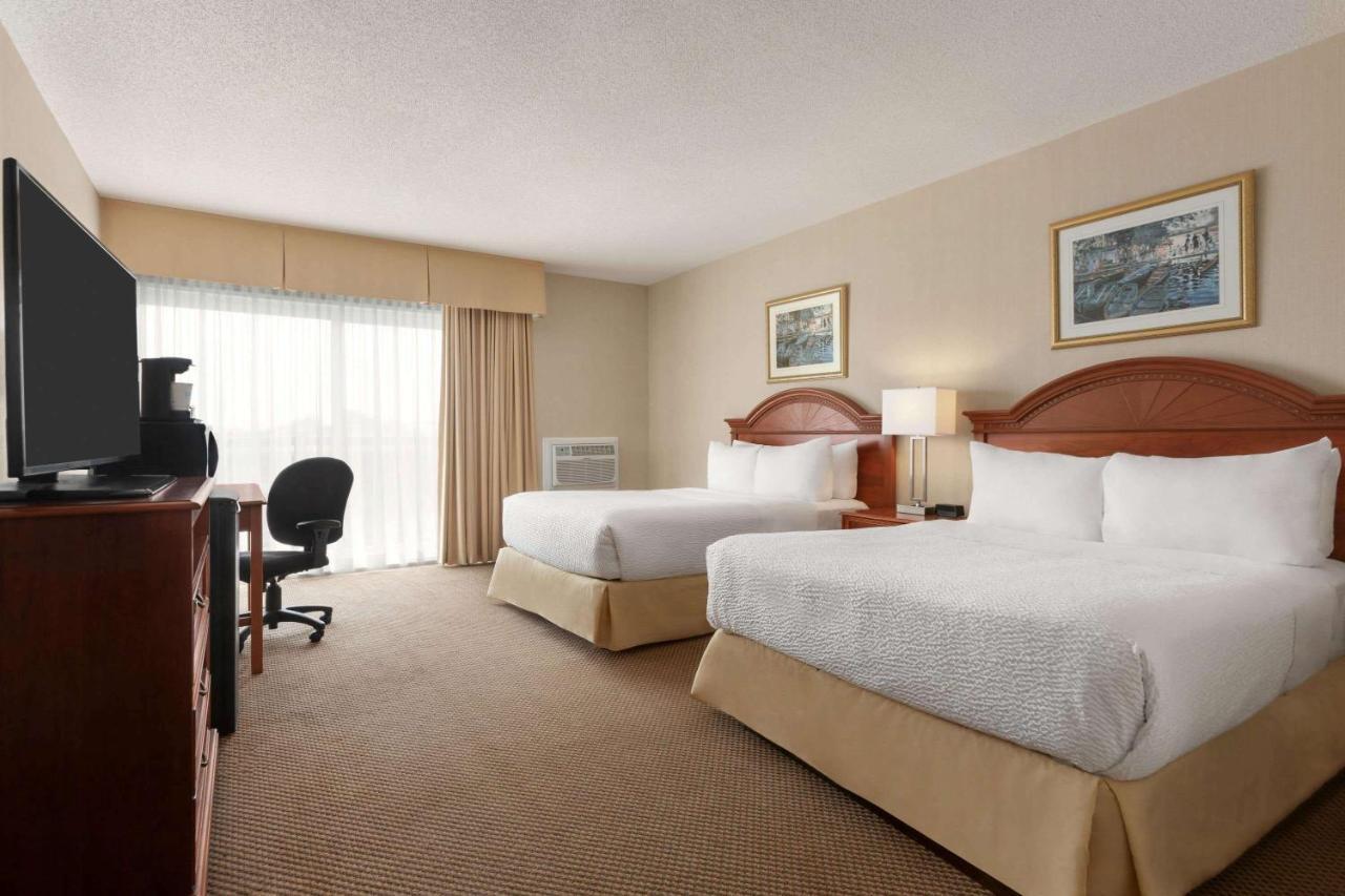 Days Inn By Wyndham London Kültér fotó