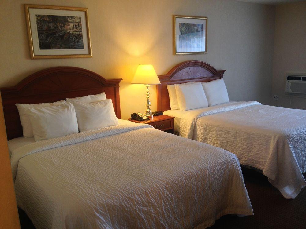 Days Inn By Wyndham London Kültér fotó