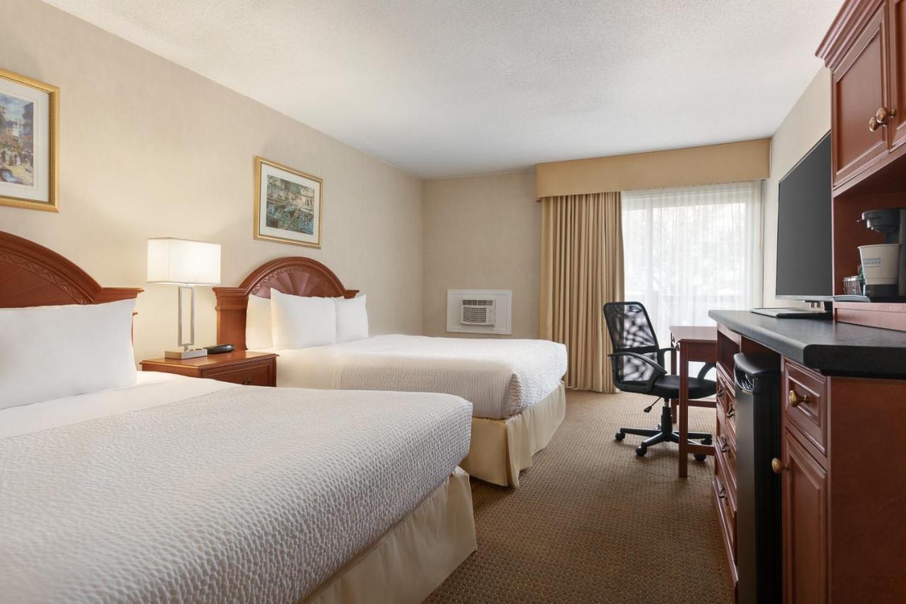 Days Inn By Wyndham London Kültér fotó